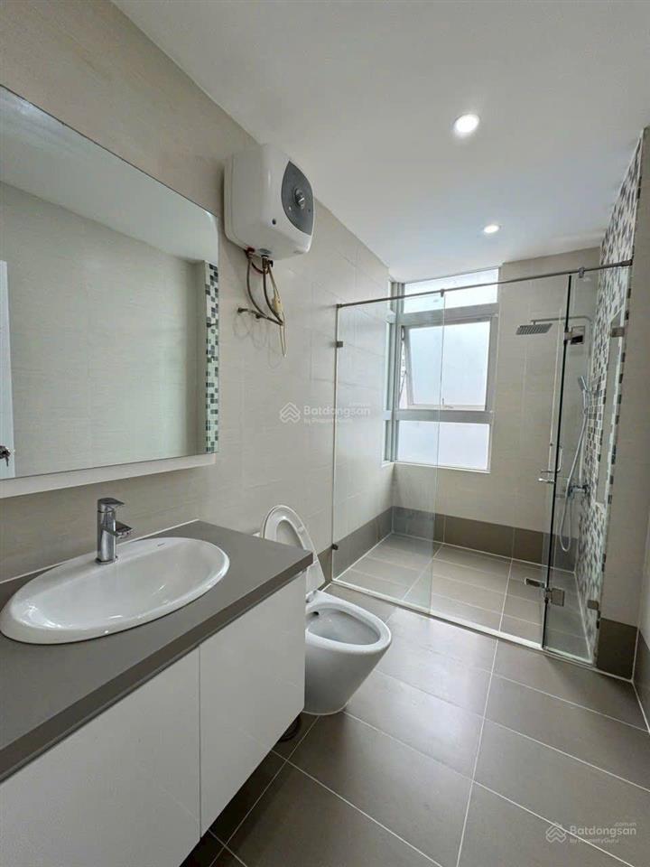 Cần cho thuê nhanh căn hộ cao cấp cardinal court, pmh, q7 nhà đẹp, mới 100%.  0917 300 *** em hằng