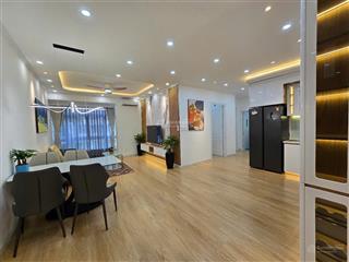 Chính chủ kẹt tiền bán nhanh căn hộ sky garden 3, nhà đẹp lung linh, dọn vào ở ngay. 0917 300 ***