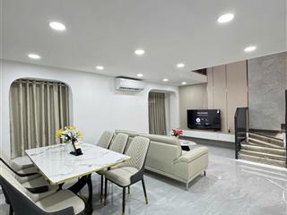 Cần bán nhanh duplex sky garden, nhà đẹp, mới 100%, dọn vào ở ngay. 0917 300 *** em hằng