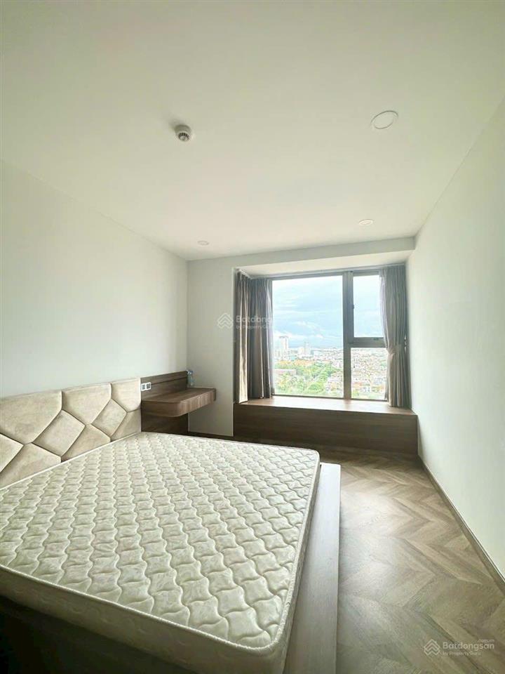 Cần cho thuê nhanh căn hộ scenic valley, pmh, q7 nhà đẹp, giá hời.  0917 300 *** (ms. hằng)