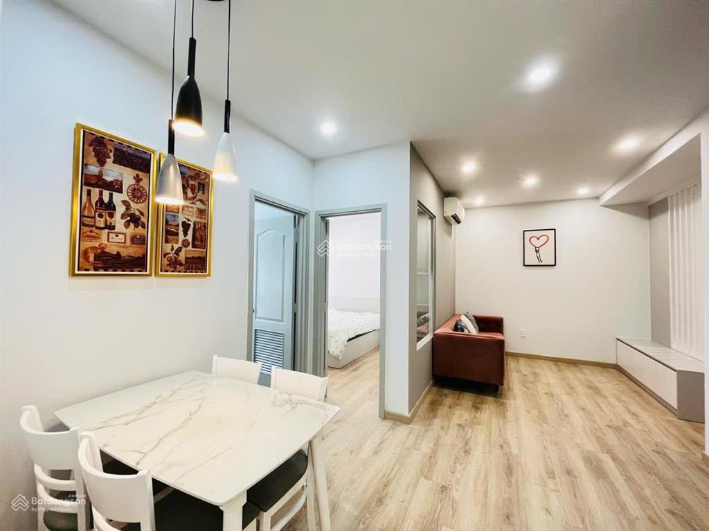 Cần bán nhanh căn hộ sky garden, nhà đẹp, mới, cam kết giá rẻ nhất khu vực. 0917 300 *** em hằng