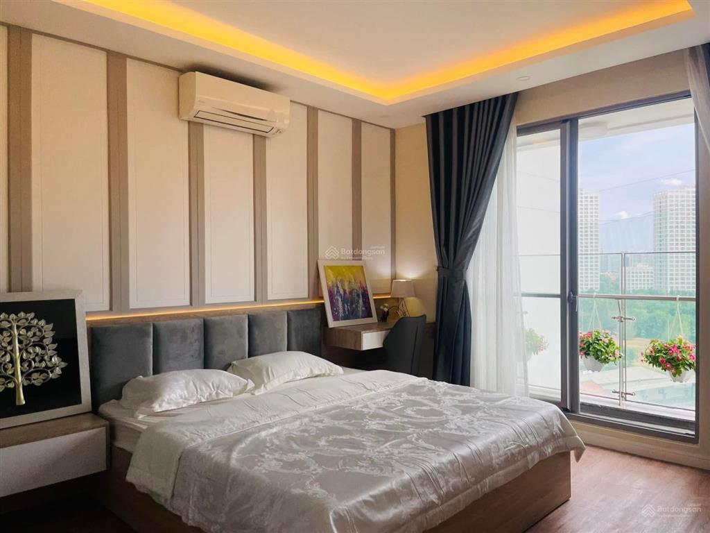 Cần cho thuê nhanh căn hộ the view riviera point q7 nhà đẹp, giá siêu rẻ.  0917 300 *** (ms. hằng)