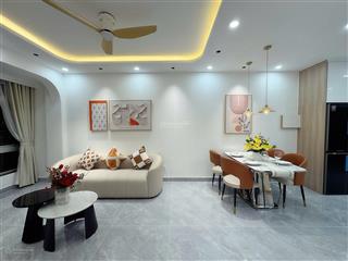 Cần bán căn hộ sky garden2  phú mỹ hưng  q7 nhà đẹp, mới 100%, xem là thích.  0917 300 ***