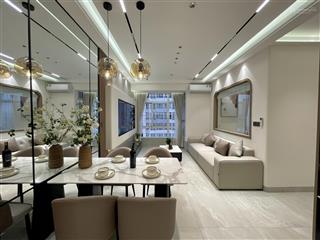 Cần bán gấp căn hộ sky garden, pmh,q7 nhà đẹp, mới 100%.  0917 300 *** em hằng