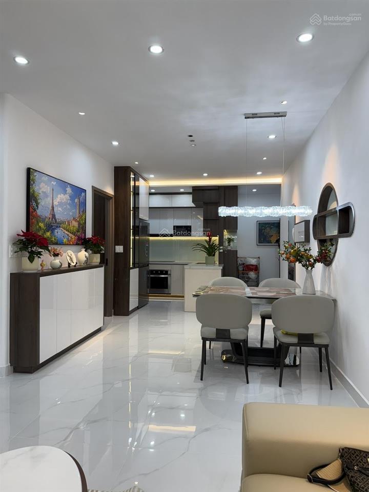 Cần bán căn hộ sky garden 2, pmh, q7 nhà đẹp, mới 100%, nội thất cao cấp.  0917 300 ***