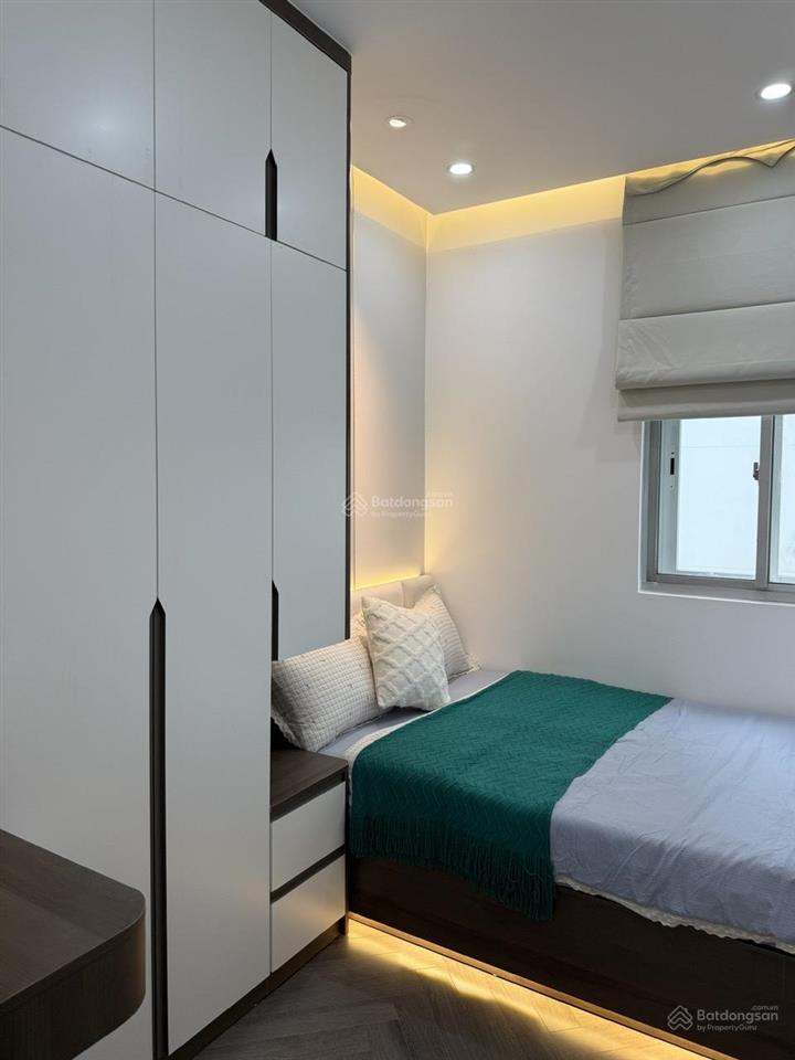 Cần bán căn góc sky garden 2, phú mỹ hưng, q7 nhà đẹp, mới 100%, giá rẻ.  0917 300 *** em hằng