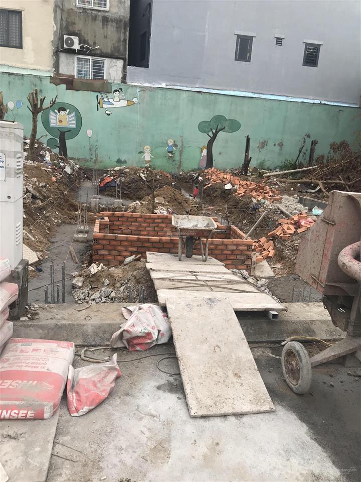 Bán đất hẻm xe hơi đường bùi văn ba quận 7