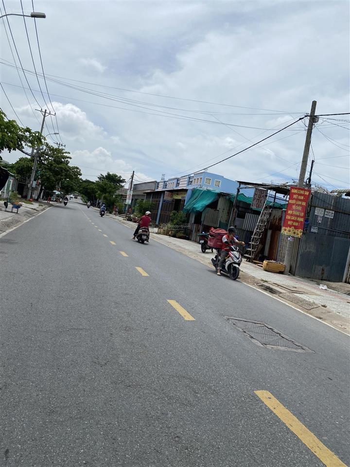 Cần bán đất mặt tiền đường nguyễn bình nhơn đức, nhà bè. tphcm.  0933 316 ***