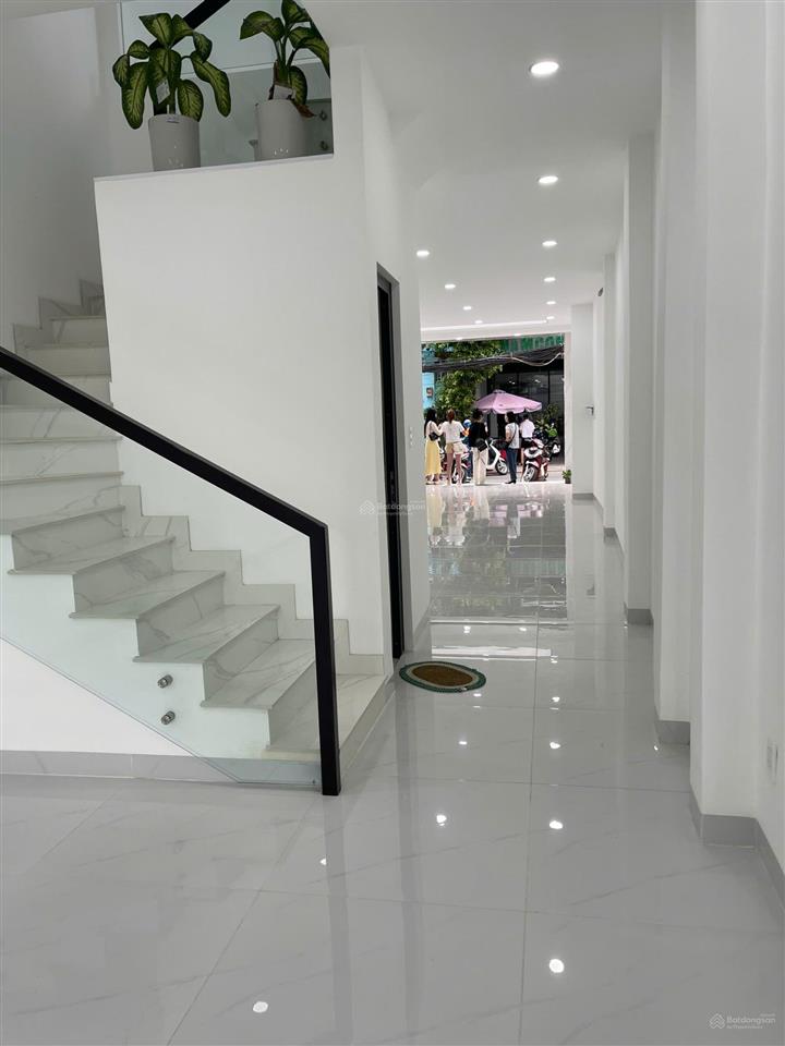 Cho thuê nhà mặt phố nguyễn cửu vân, 50 triệu, 80m2, bình thạnh, hcm