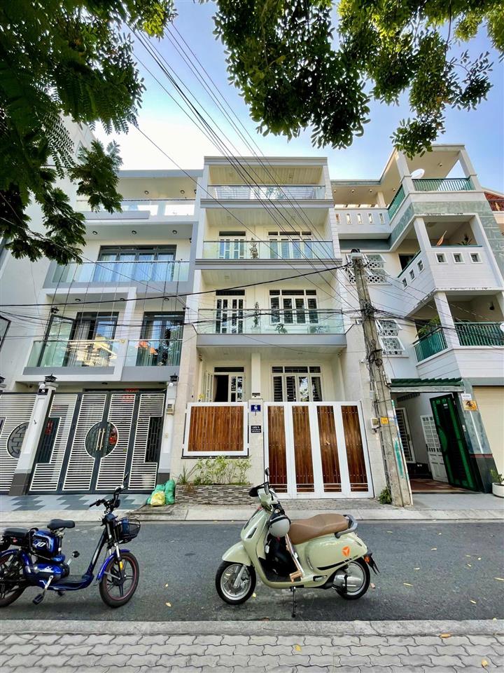 Bán nhà mới 4 tầng diện tích 6x18m đường 63, tân phong, quận 7, hcm giá 25 tỷ