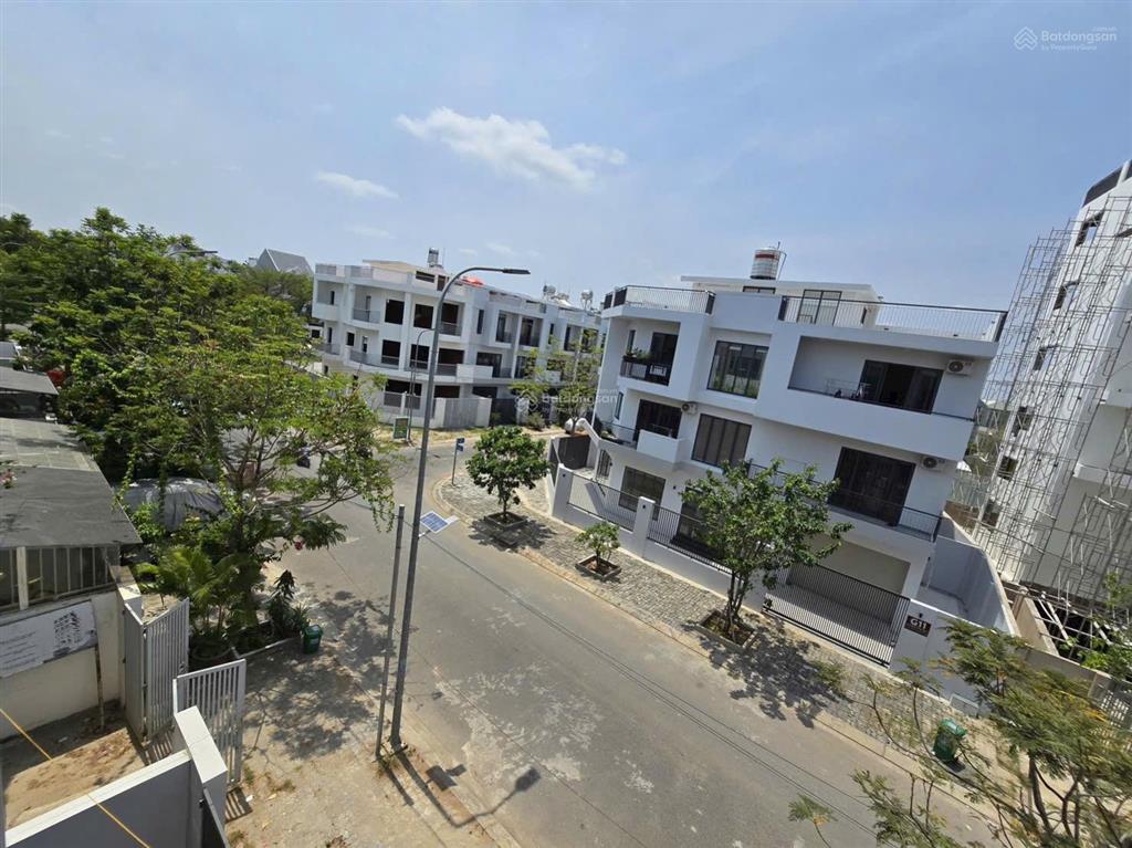 Bán gấp nhà thô mặt phố (5x18m) 90m2, giá 8,5 tỷ tại đường số 2, xã phước kiển, nhà bè, hcm