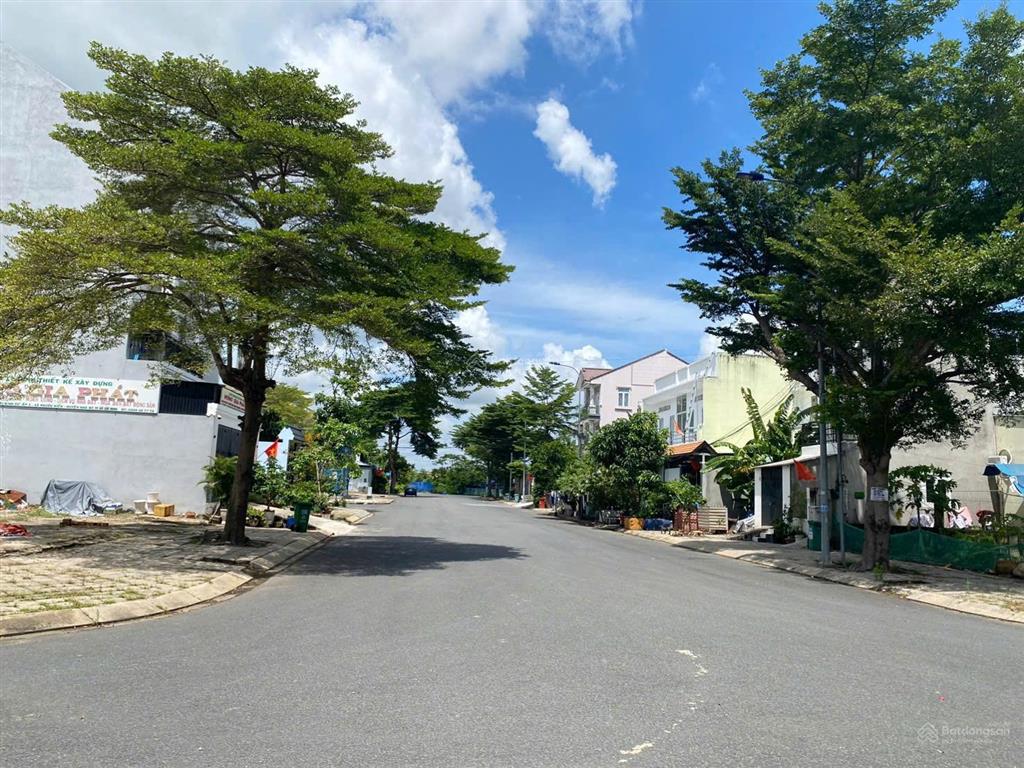 Bán đất 6x21m mt đường số 2, phước kiển, nhà bè giá đầu tư 8,3 tỷ, 125 m2  0917 796 ***