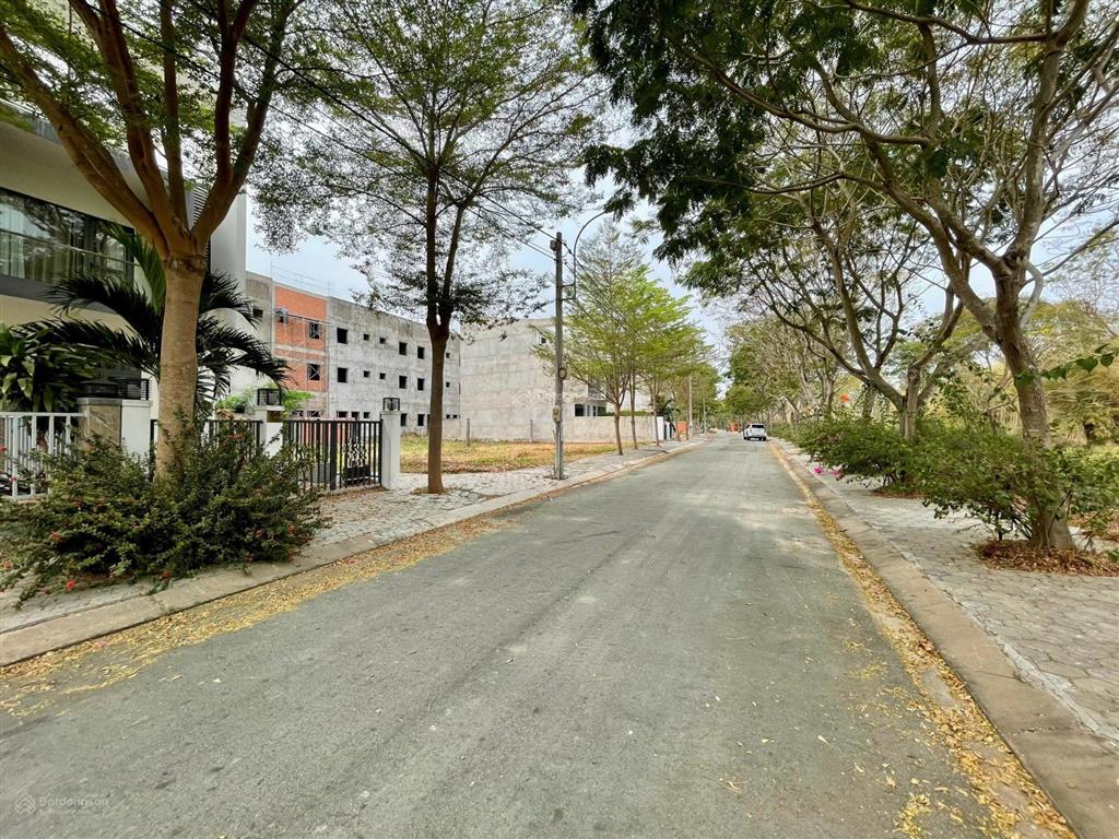Bán nhà 4 tầng liền kề 5x22m tại khu compound la maison de cần giờ, 7,5 tỷ, 110m2, 0917 796 ***