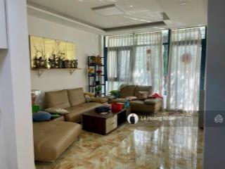 Chủ nhà kẹt ngân hàng, thiện chí bán gấp biệt thự 8x18m gần nguyễn thị thập quận 7