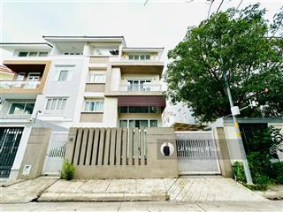 Chủ nhà bán gấp biệt thự phú mỹ rẻ nhất thị trường,liền kề phú mỹ hưng, trực tiếp chính chủ
