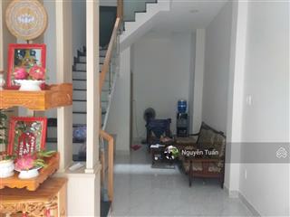 Nhà hẻm xe hơi gần gần chợ hoà bình  dt 3.1x8 ( 3.5 tầng )  full nội thất  giá chỉ 12tr/tháng
