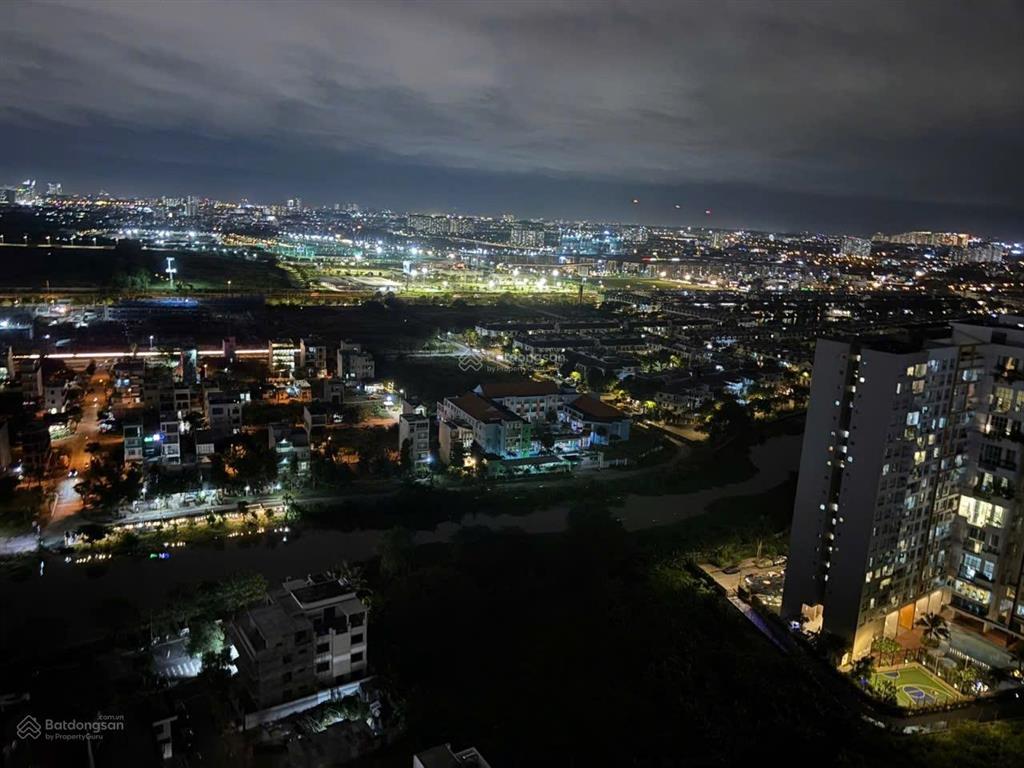 Homyland riverside  dt 81m2  2 phòng ngủ  view cực thoáng