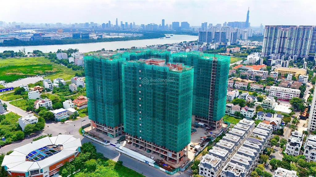 Bán 3 căn góc đáng mua tầng cao view quận 1/7 victoria village, 6tỷ850 có vat 68m2, q2 vay bank
