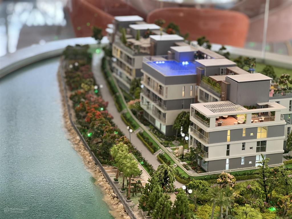 Tôi cần bán căn hộ trệt panomax river villa, có sân vườn, căn đẹp nhất dự án.