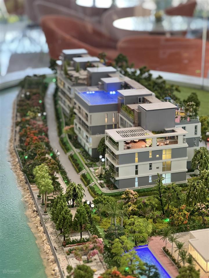 Tôi cần bán căn hộ trệt panomax river villa, có sân vườn, căn đẹp nhất dự án.