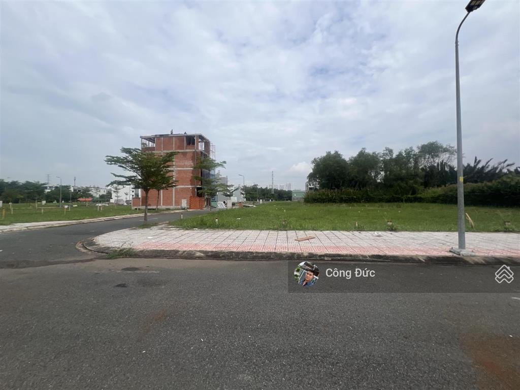 Bán lô đất kdc 1181 đ lê văn lương, phước kiển, nhà bè cạnh gs giá tốt 7 tỷ.  0847 741 *** đức