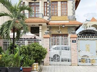 Bán nhà mặt tiền 133 đường số 47 gần lâm văn bền, quận 7, dt 10x20m, 200m2, 2l, 28tỷ