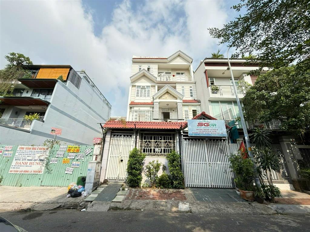 Biệt thự giá tốt nam long trần trọng cung, p. tân thuận tphcm, dt 8x24m, 2l, 27tỷ