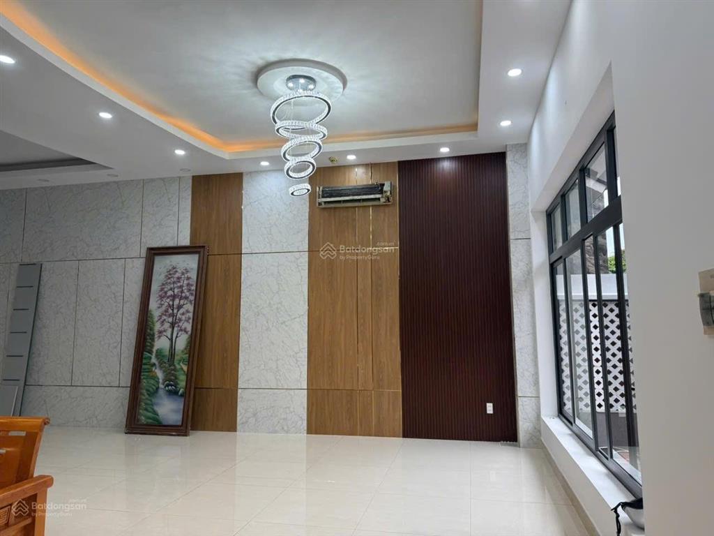 Biệt thự giá tốt nam long trần trọng cung, p. tân thuận tphcm, dt 8x24m, 2l, 27tỷ