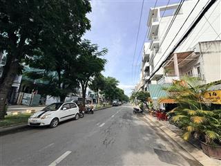 Bán nhà mặt tiền đường đôi p. tân kiềng quận 7, tp.hcm, dt4x20m, 3l, st, 21ty