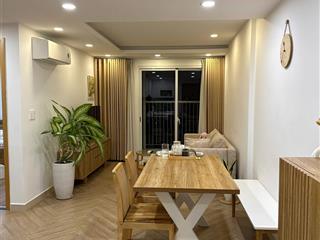 Chính chủ cho thuê căn hộ 2pn2wc 71m2 cc carillon 7 full nội thất, view đầm sen, quận 1 siêu đẹp