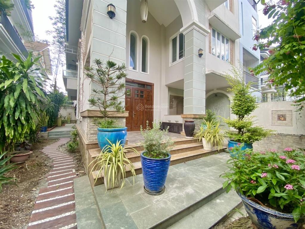 36 tỷ /dt 233m2, căn biệt thự sân vườn có hầm giá tốt nhất phú mỹ vạn phát hưng.  0906 459 ***