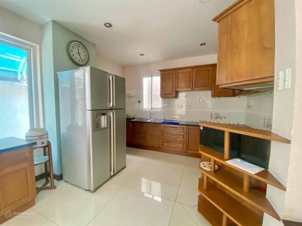 36 tỷ /dt 233m2, căn biệt thự sân vườn có hầm giá tốt nhất phú mỹ vạn phát hưng.  0906 459 ***