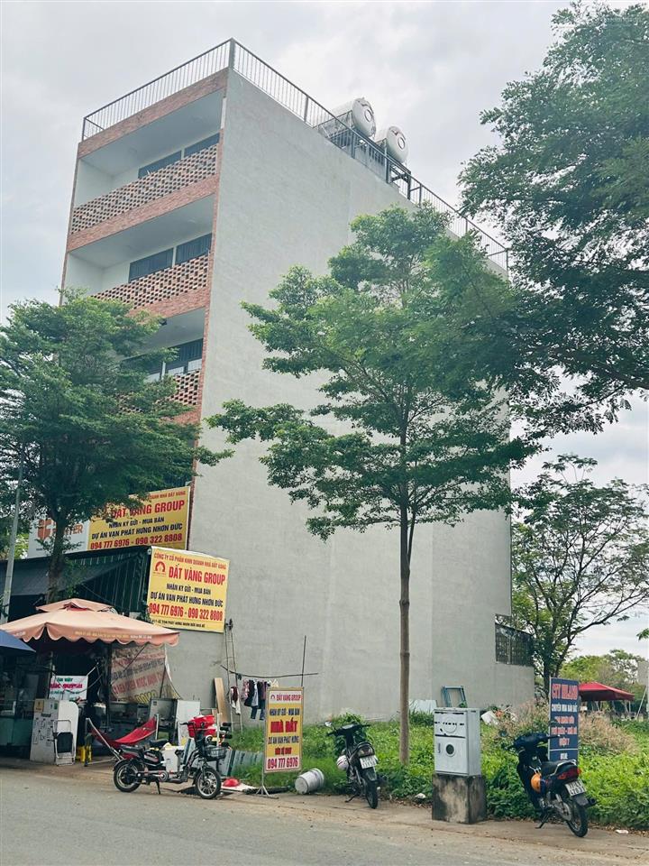 Chỉ 4,5 tỷ/ dt 95m2 có ngay lô đất cạnh 3 trường đại học. cơ hội đầu tư kdc nhơn đức vạn phát hưng