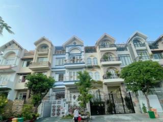 Bán căn nhà bt kdc him lam quận 7 dt10x20m giá bán 55 tỷ có thang máy  0911 775 ***