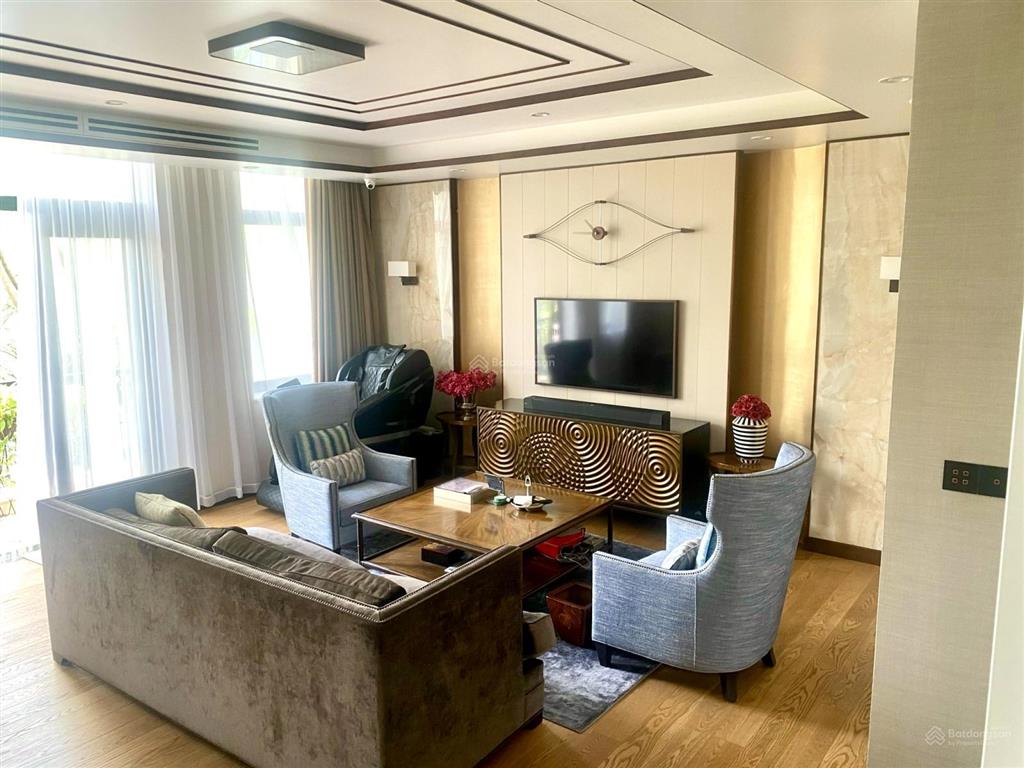 Biệt thự góc vinhomes central park đẹp full nội thất cần bán