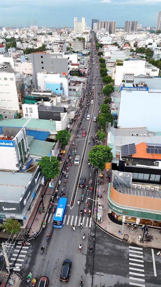 Bán nhà mặt tiền đường nguyễn thị thập đoạn đẹp gần lottemart q7