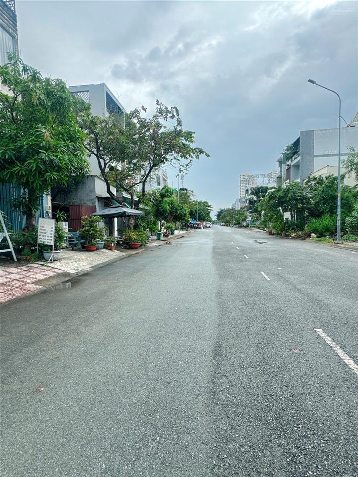 Bán lô đất mặt tiền đường 20m khu tái định cư phú mỹ, quận 7 giá chốt nhanh 13,5 tỷ