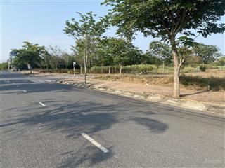 Chính chủ cần bán lô đất đường 20 dự án t&t long hậu. giá 15.9 tr/ m2 xây dựng ngay.  0932 000 ***
