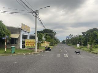 Chính chủ cần bán lô đất saigon village. giá 2.05 tỷ, sổ cầm tay
