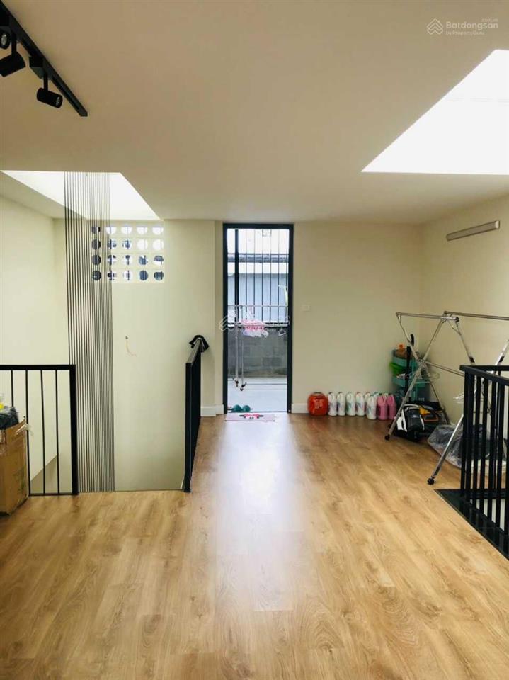 Cần bán nhà kdc 6b  intresco, dt 100m2  11,8 tỷ  sổ hồng  0906 694 *** mrs. diệu