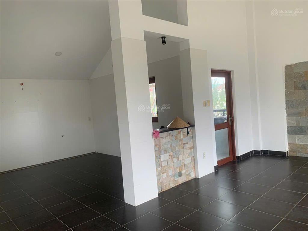 Cần bán biệt thự view sông kdc 13c dt15x20m 1tr 2 lầu st, 5pn 5wc giá 10tỷ  0906 694 ***