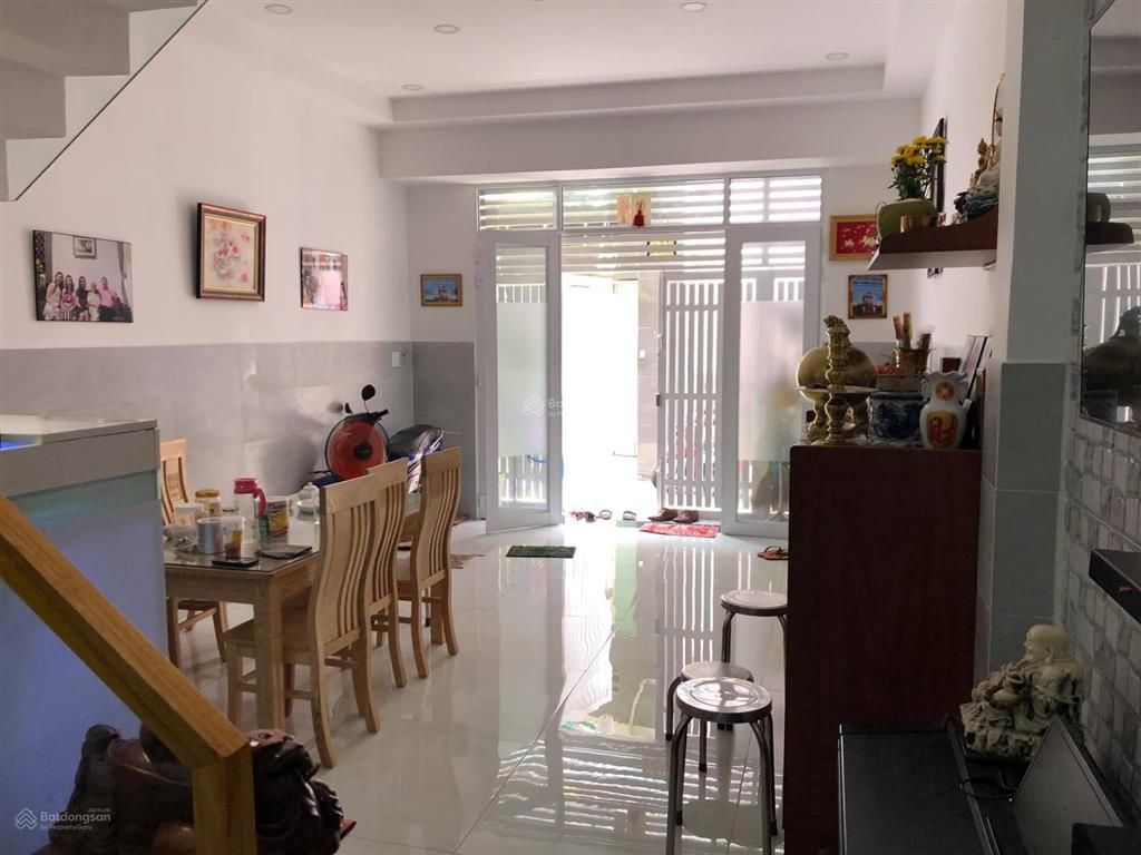 Hẻm chợ vải phú thọa hòa 4x9 1 lầu 4 tỷ