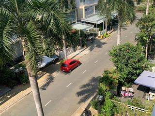 Cho thuê biệt thự dragon parc (diện tích 8 x 21 m2) full nội thất 5pn giá 23 tr/th.  0909 904 ***