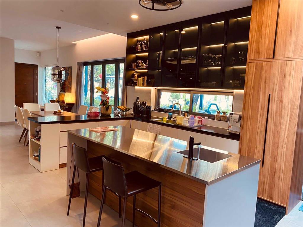 Cho thuê bt nine south kdc ven sông 7 x 20m full 4pn giá 23 tr/th,  0909 904 ***