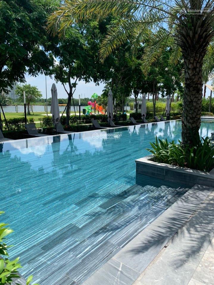 Tôi cần bán gấp nhà phố nine south kdc ven sông lớn 03 lầu (sổ hồng) 16 tỷ,  0909 904 ***