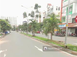 Bán đất tại đường phú thuận, q7, dt 10x26m, sổ hồng, phù hợp xây chdv  vp  khách sạn  biệt thự