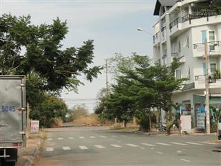 Đất nhà phố thương mại đường lớn, đỗ xuân hợp, đối diện global city. masterize, dt lớn. sổ hồng.