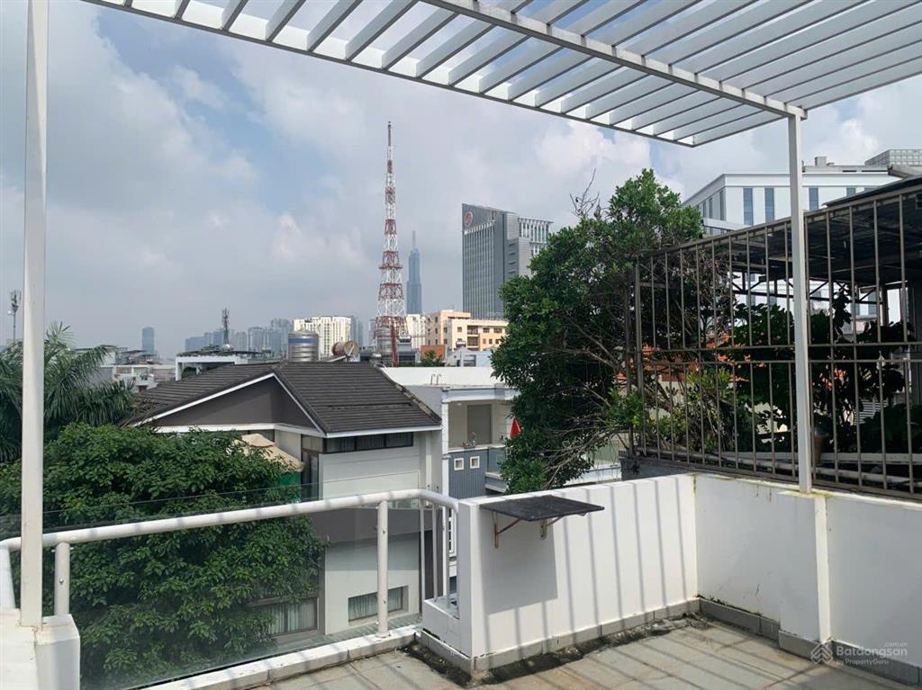 Bán nhà 5m x 20m xd 3 tầng an phú, q2 giá 18.9 tỉ