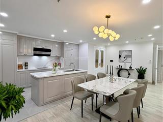 New. bán rất gấp 2 căn hộ scenic valley 1, 135m2  11,8 tỷ, 97m2  7,9 tỷ, 80m2  6,1 tỷ