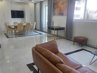 Gấp. bán gấp trong tháng căn penthouse sky garden 3, 351m2, nội thất cao cấp, giá giảm còn 13,5 tỷ